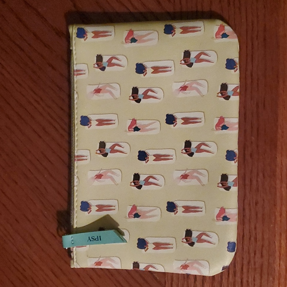 🔥 Ipsy Material Girl Cosmetic Bag